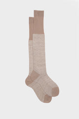 Bresciani Mattia long socks in a cotton and linen blend, with a clay ivory pattern inspired by Lusitanian majolica.