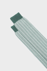 Close-up of the ribbed cuff and the macro pinstripe pattern on Bresciani Simone socks, in mint and white.