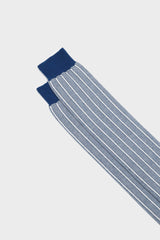 Close-up of the ribbed cuff and the macro pinstripe pattern on Bresciani Simone socks, in blue and white.
