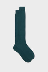 Bresciani Massimo long socks in Pima cotton, not mercerized for superior softness, with a ribbed knit texture and a solid dark green color.