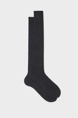 Bresciani Cesare socks in extrafine mercerised Egyptian cotton, in a solid grey melange color with ribbed knit texture.