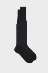 Bresciani Leo socks in extrafine mercerised Egyptian cotton, with a black houndstooth pattern.