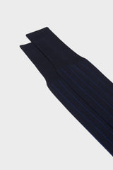 Close-up of the ribbed knit and cuff on Bresciani Leone socks, in a solid navy royal color.