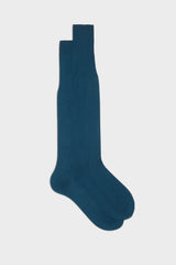 Bresciani Lorenzo long socks in extrafine mercerised Egyptian cotton, in a solid blue color.