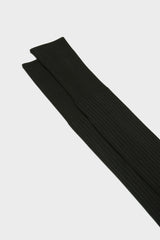 Close-up of the fine ribbed texture on the cuff of Bresciani Mario socks, in a full black color.