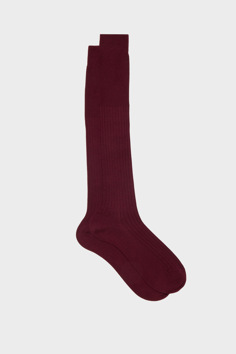 SOCKS QUIRINALE. 70% CASHMERE 30% SILK, BORDEAUX.