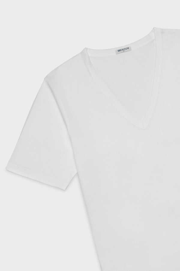 T-SHIRT, V NECK. 100% COTTON, SHORT SLEEVE, WHITE.